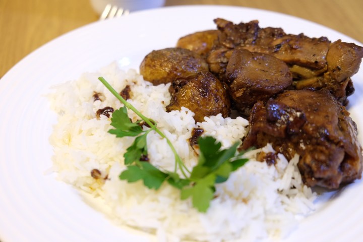 CHICKEN ADOBO RECIPE (most requested dish by my EU&nbsp;friends)